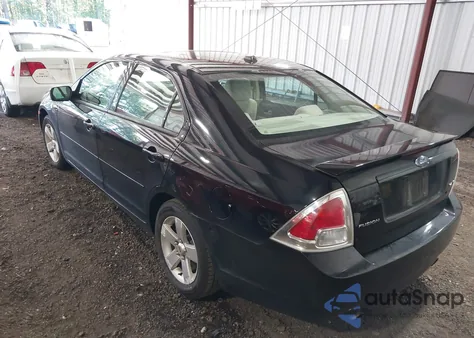 2008 Ford Fusion Se z USA, uszkodzony, nr VIN 3FAHP07168R251331